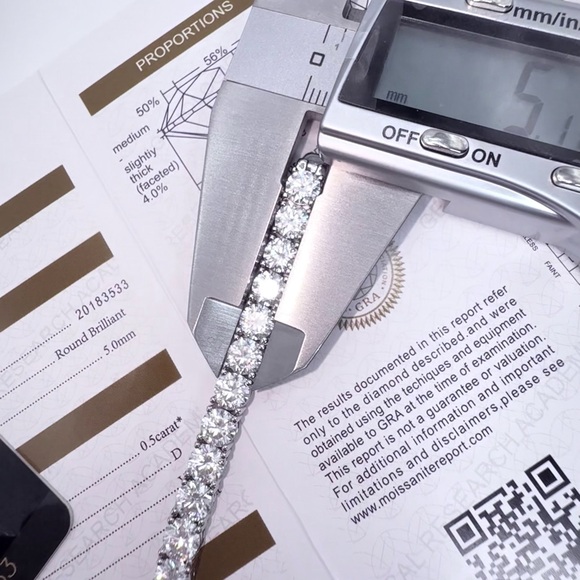 20ct.tw Genuine Moissanite 5mm / 8in Tennis Bracelet Gra Cert. - Picture 4 of 15